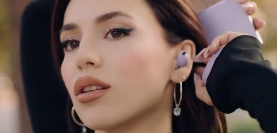 Ava-Max-for-Samsung Ava-Max-for-Samsung